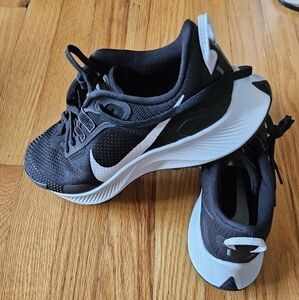 Nike Women's Pegasus Trail 3 Running Shoes in size 7.5 NIB